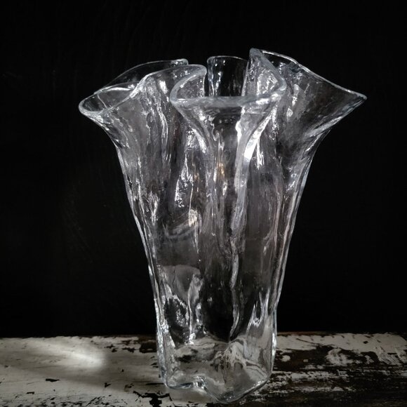 Vtg Eva Muurla Finland Ruffled 9” Handkerchief Glass Vase Ruffle Vase Blown Vase - Picture 6 of 8